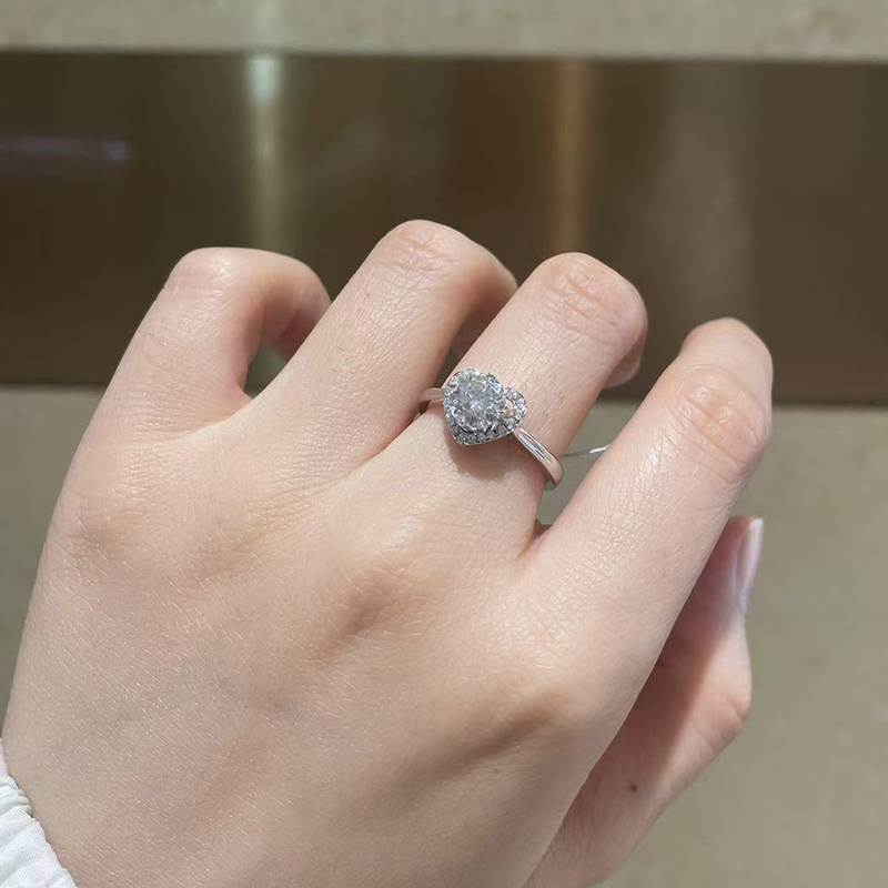 心形圆钻Women's RingS925银镀白金定制选款主石Moissanite1.0ct/副石高碳钻